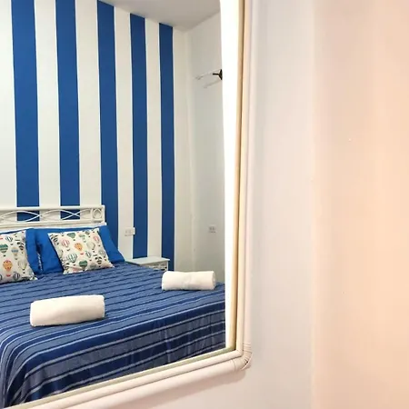 Apartment In Direttamente Sul Mare-villa Rubino