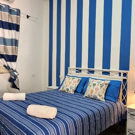 In Direttamente Sul Mare-villa Rubino *