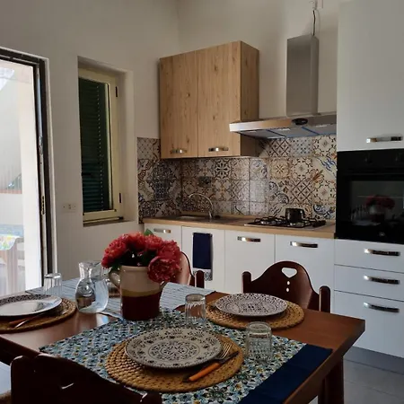 Apartament In Direttamente Sul Mare-villa Rubino *