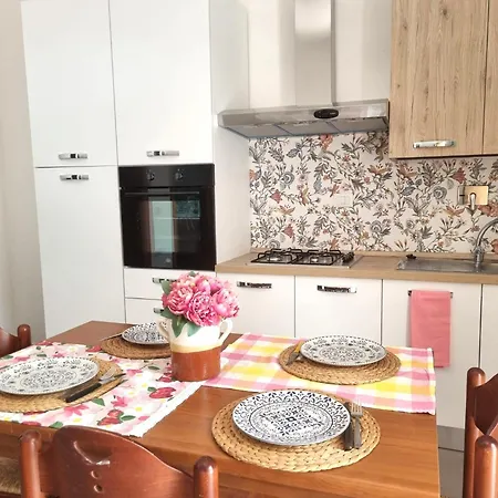 Apartment In Direttamente Sul Mare-villa Rubino