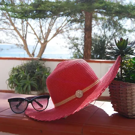 In Direttamente Sul Mare-villa Rubino Apartament *